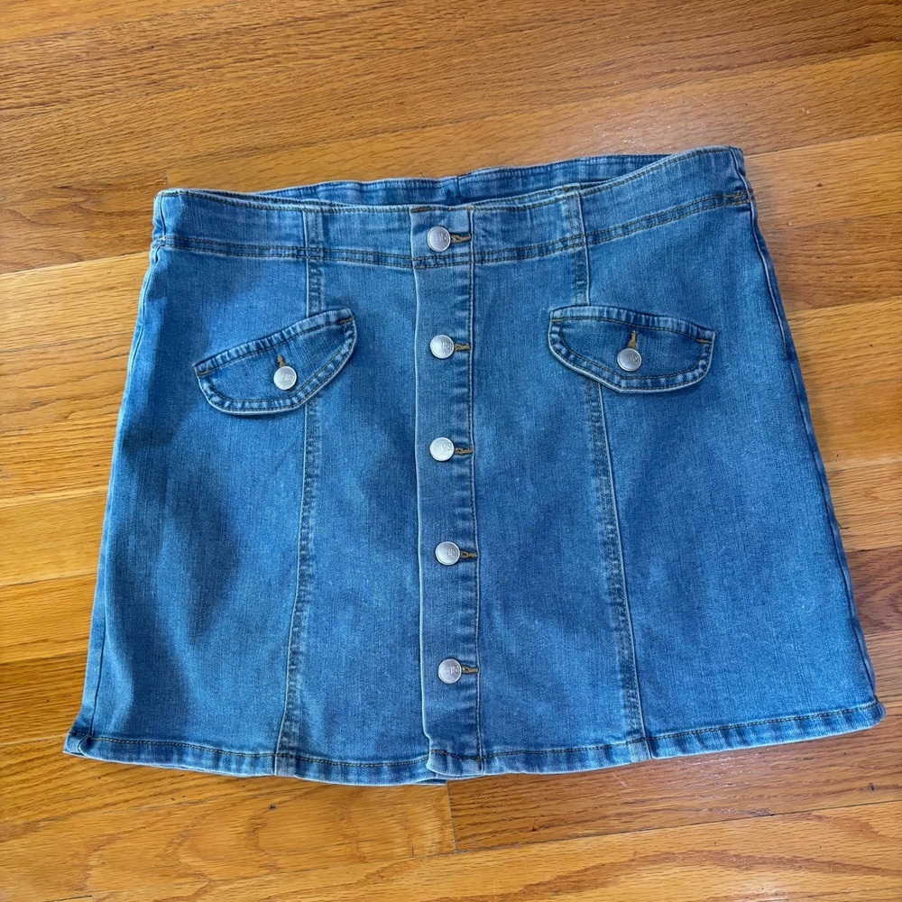 Jean Skort